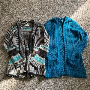 Open front cardigan emerald green and tan/teal/black